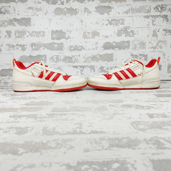 adidas White Red Forum Low Home Alone Lace Up Athleisure Sneakers T262 - Picture 7 of 12